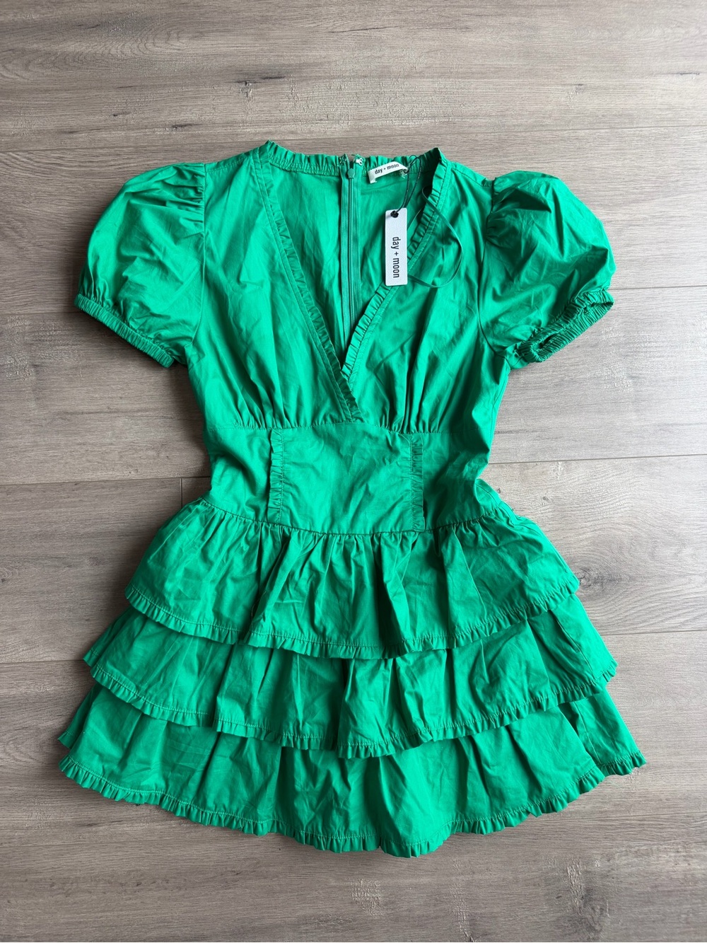 NWT Day + Moon DEEP V-NECK MINI DRESS/Romper - green - size small